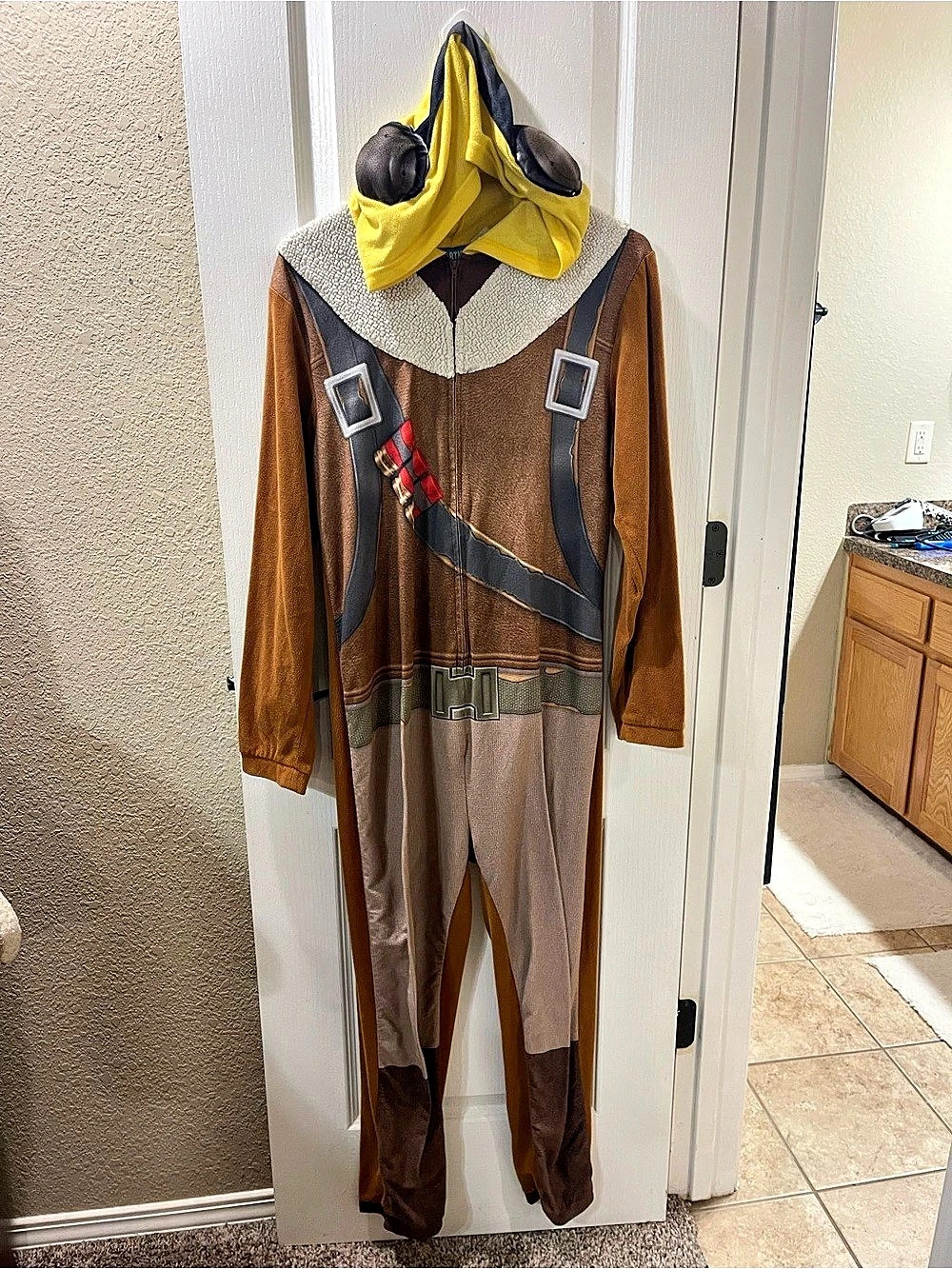 Fortnite Bushes / Character Fleece Onesie Pajamas Brown & Yellow